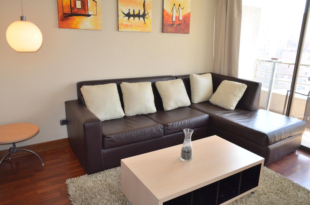 Apartamentos Capital سانتياغو الغرفة الصورة